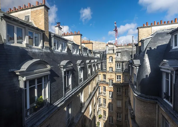 Cosy - 17th Arrd - Mobility Lease